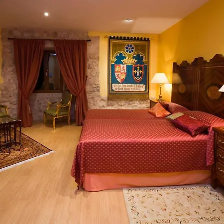 Residencia Real Del Castillo De Curiel Curiel de Duero