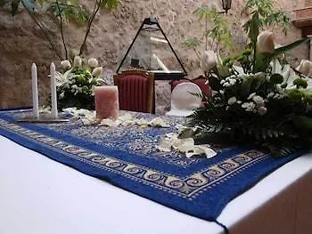 Residencia Real Del Castillo De Curiel Otel 4*