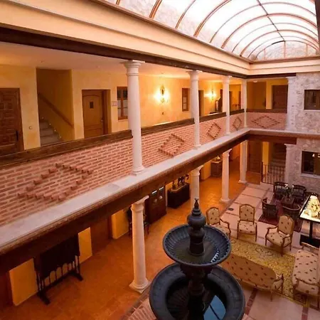 Residencia Real Del Castillo De Curiel 4* Curiel de Duero