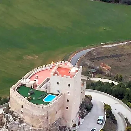 Residencia Real Del Castillo De Curiel Otel 4*