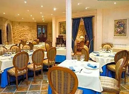 Residencia Real Del Castillo De Curiel 4*