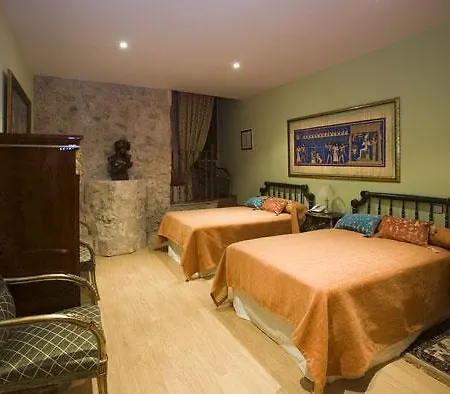 Hotell Residencia Real Del Castillo De Curiel