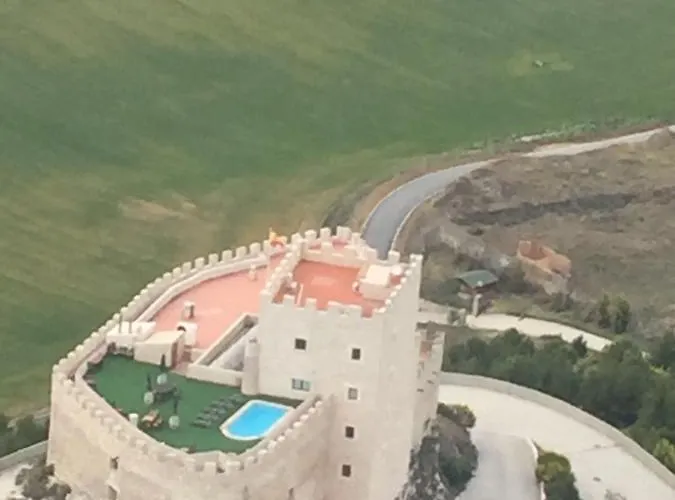 Residencia Real Del Castillo De Curiel 호텔 4*