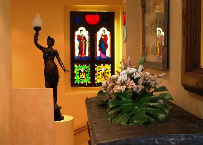 호텔 Residencia Real Del Castillo De Curiel 4*