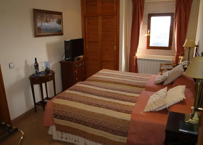 Residencia Real Del Castillo De Curiel